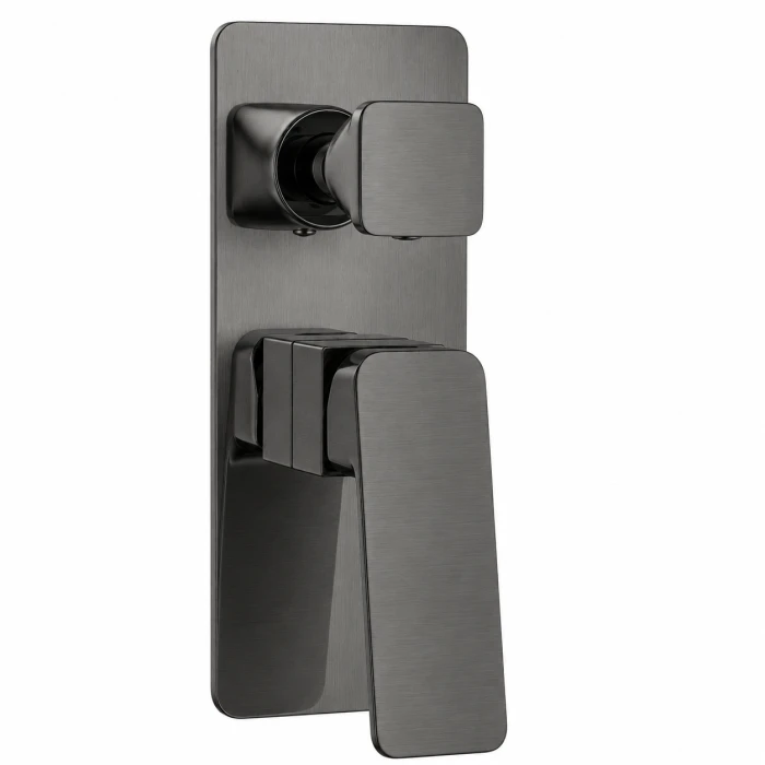 Regio Minerva Series Wall Mixer with Diverter